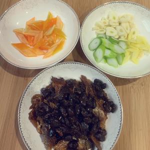 经典粤菜—米饭杀手|豆豉鲮鱼油麦菜的做法 步骤3