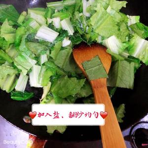 豆豉鲮鱼炒油麦菜的做法 步骤4