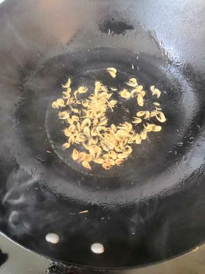 最简单的炝拌苦菊的做法 步骤4