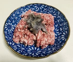 鲜掉眉毛的荠菜水饺（荠菜虾肉水饺）的做法 步骤10