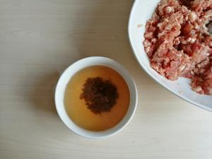 荠菜元宝水饺的做法 步骤7