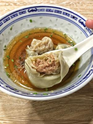 汤锅菜肉馄饨（荠菜青菜馅，纯肉馅附冷馄饨沾酱配方，附肉馅制成法）的做法 步骤12