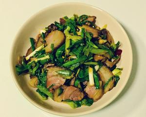 青蒜炒腊肉的做法 步骤9