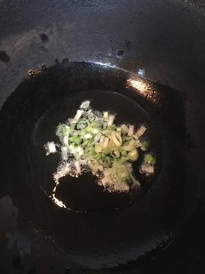 又一道费米饭?的菜「黄豆芽炒粉条」好吃?的做法 步骤9