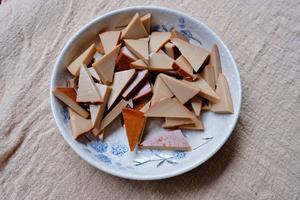 凉拌春天（香椿拌鸡蛋干）的做法 步骤9