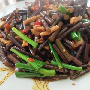 豆辣蕨菜的做法 步骤3