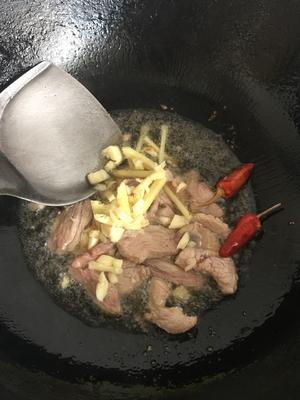 脆爽可口「小炒黄豆芽」的做法 步骤8