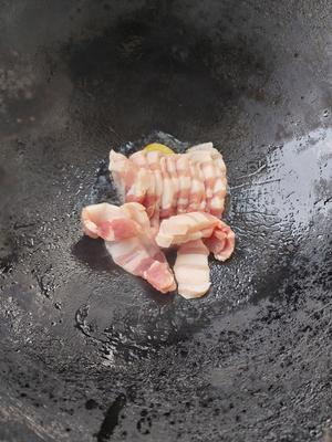 那些家常味之黄豆芽烧肉片的做法 步骤4