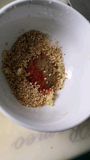 蒸蒿子秆的做法 步骤7