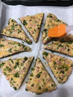 香葱芝麻菜培根司康的做法 步骤4