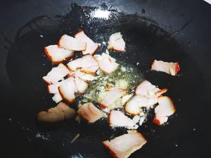 湖北人最爱の【腊肉炒红菜薹】的做法 步骤4