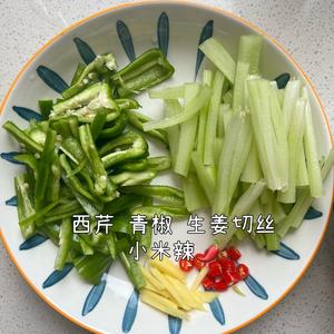 菜心牛肉丝（不会柴的牛肉丝）的做法 步骤5