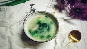 窝蛋牛肉菜心粒粥的做法 步骤9