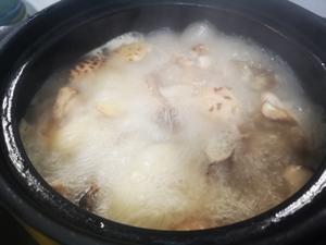 花菇炖鸽子的做法 步骤7
