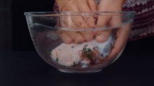 低温慢煮 sous-vide 油封鸭腿配西洋菜色拉的做法 步骤4