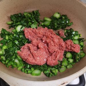 简易家庭版芥兰牛肉炒饭的做法 步骤7