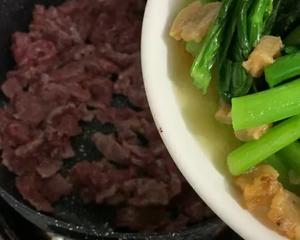 潮州家常菜→芥兰炒牛肉的做法 步骤12