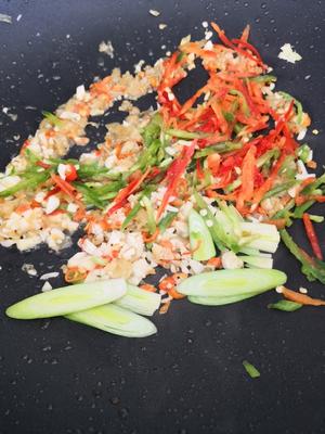 西芹泡椒炒牛肉的做法 步骤9