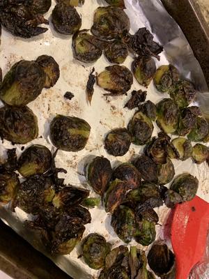 香烤酸甜孢子甘蓝 Roasted Brussels Sprouts的做法 步骤9