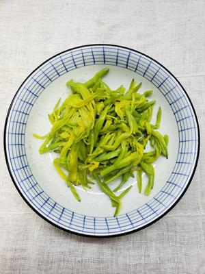 鲜黄花菜炒鸡蛋的做法 步骤7