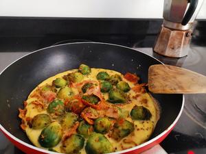 Keto Brussel sprout Omenlette的做法 步骤1