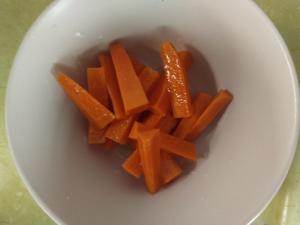 黄花菜排骨汤的做法 步骤4