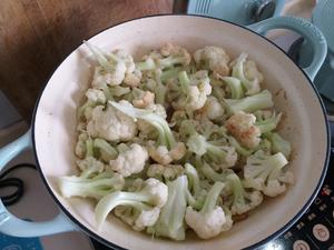 【北鼎焖焗锅食谱】干锅花菜的做法 步骤8