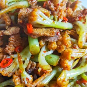 干锅花菜的做法 步骤5