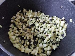 蒜苔肉末茄子~~孩子们超爱吃的米饭拌料，吃面条、做卷饼都超好吃的做法 步骤3