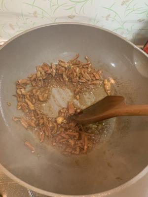 蒜薹炒肉的做法 步骤6