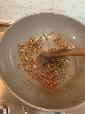 蒜薹炒肉的做法 步骤4