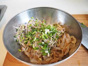 春日轻食之芽苗菜拌海蜇丝的做法 步骤7