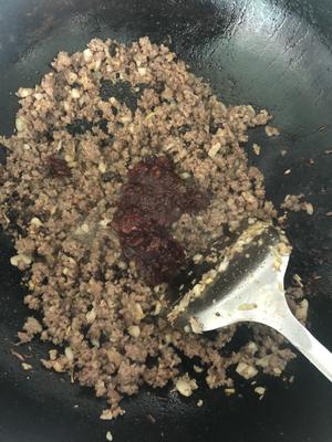 杏鲍菇牛肉拌饭酱的做法 步骤7