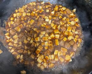 家常快手菜｜黑椒杏鲍菇牛肉粒的做法 步骤5