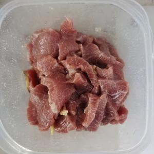 杏鲍菇炒牛肉的做法 步骤1