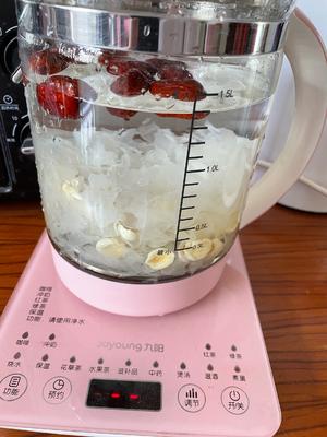 银耳红枣莲子羹的做法 步骤5