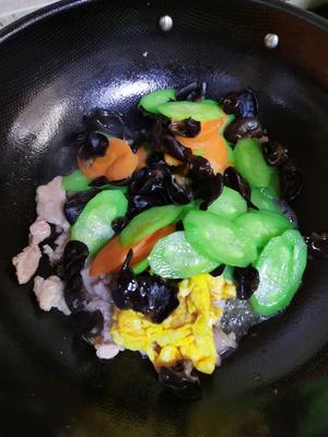 鸡蛋肉片炒黑木耳～鲜嫩可口的做法 步骤11