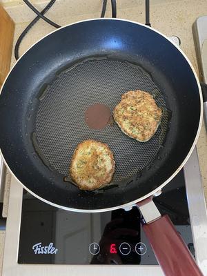 蒿子杆鸡蛋菜饼的做法 步骤2