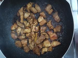 茶树菇炖五花肉的做法 步骤7