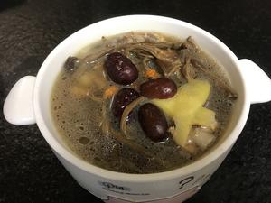 红枣茶树菇汤的做法 步骤6