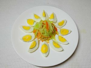 捞汁莴笋鸡蛋花的做法 步骤2