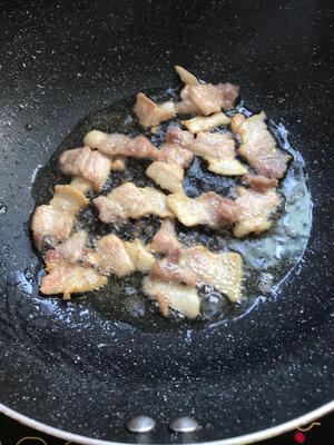 干锅五花肉孜然花菜的做法 步骤4