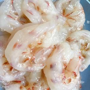 黄油黑胡椒煎班节虾球?的做法 步骤6