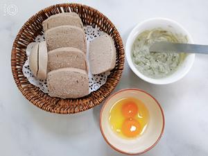 煎馒头片夹臭豆腐的做法 步骤6