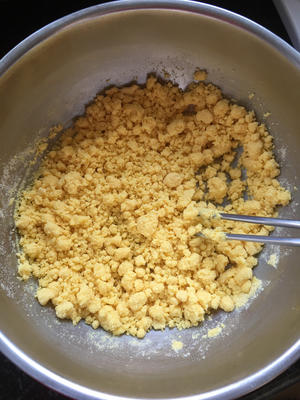 底儿酥皮儿软༄「玉米面煎包?」༄发面版，贼好吃???完美冰花❄️的做法 步骤2
