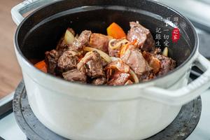 超详细步骤图文｜冬日必做「勃艮第红酒炖牛肉（Boeuf Bourguignon)」的做法 步骤10