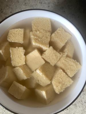 白菜炖冻豆腐的做法 步骤3