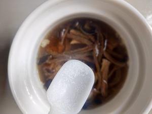 茶树菇瘦肉汤的做法 步骤6