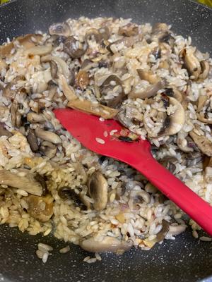 意大利菌菇烩饭（三种口味～原味、奶油、黑松露）Risotto的做法 步骤12