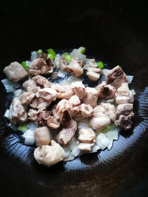 香菇鸡腿?饭(电饭煲饭)的做法 步骤7